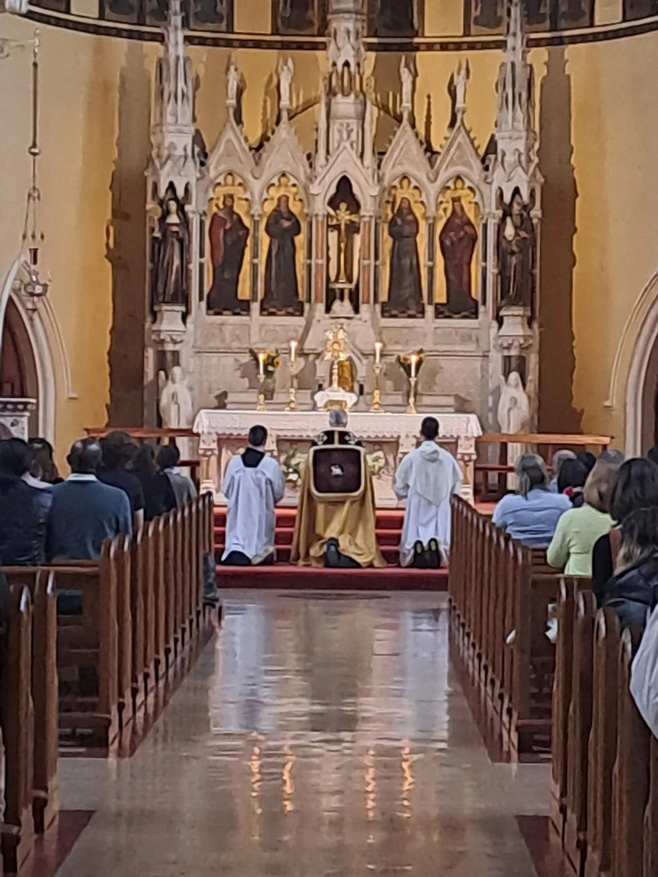 Eucharistic adoration before the exposed Blessed Sacrament